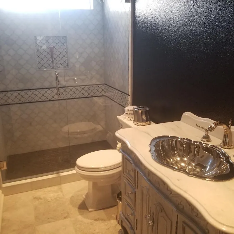 Professional plumbing work and bathroom remodeling in Azalea Park